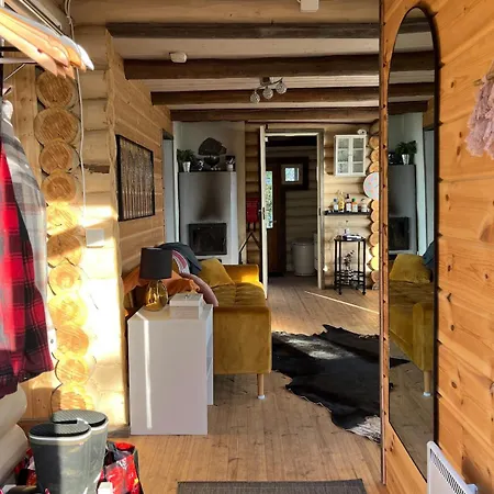 Chalet Truly Authentic Experience In Beautiful Location *